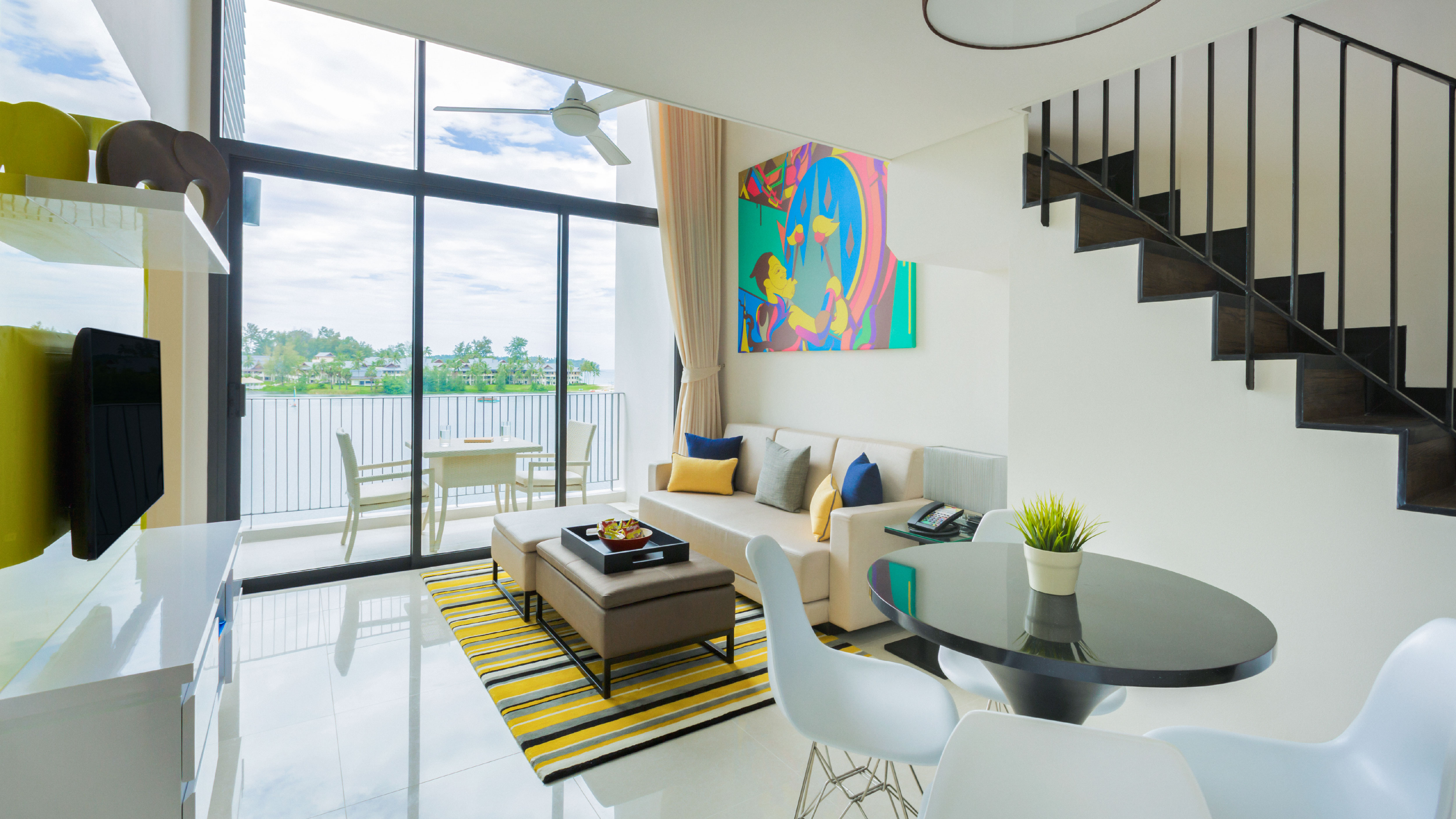 Flexible family stays with free cancellation, breakfast, kids stay free, pet-friendly perks, and upgrade privileges.